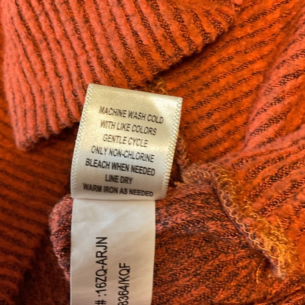 Women's Rust V-Neck Blouse - Picture 7 of 7